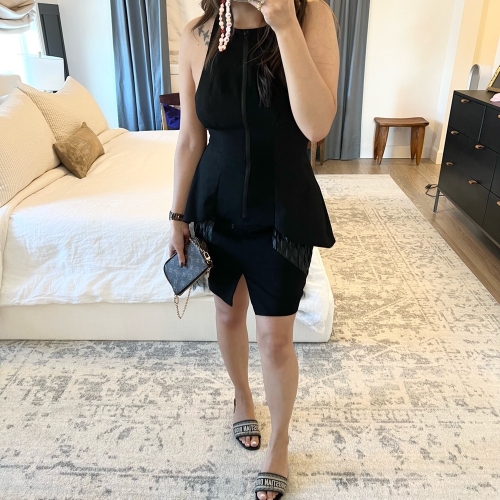 CAMEO Dress - Picture 4 of 11